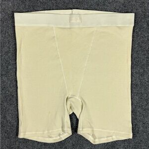 Skims Ribbed Mid Thigh Lounge Shorts Bone Womens Large NWT